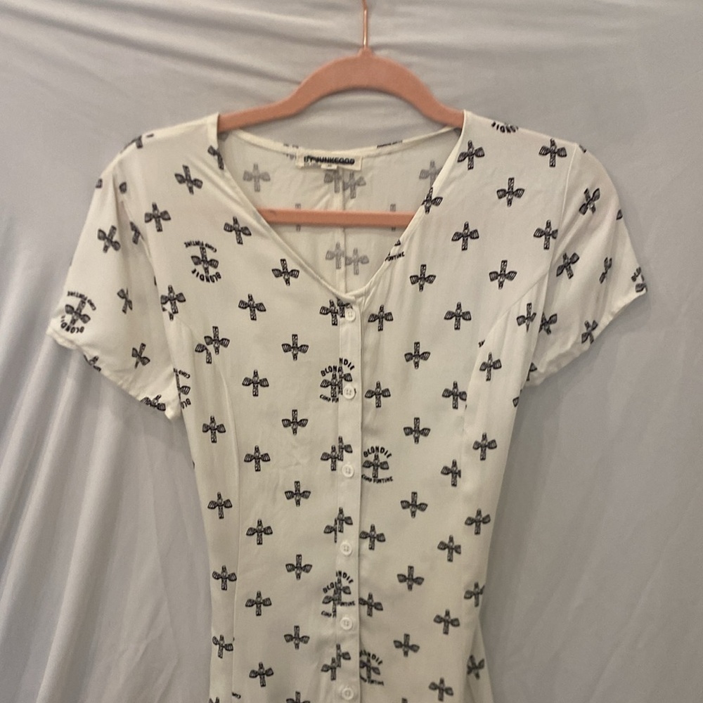 Camp Funtime white and black dress size small - Picture 2 of 6